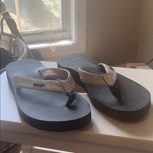 reed flip flops